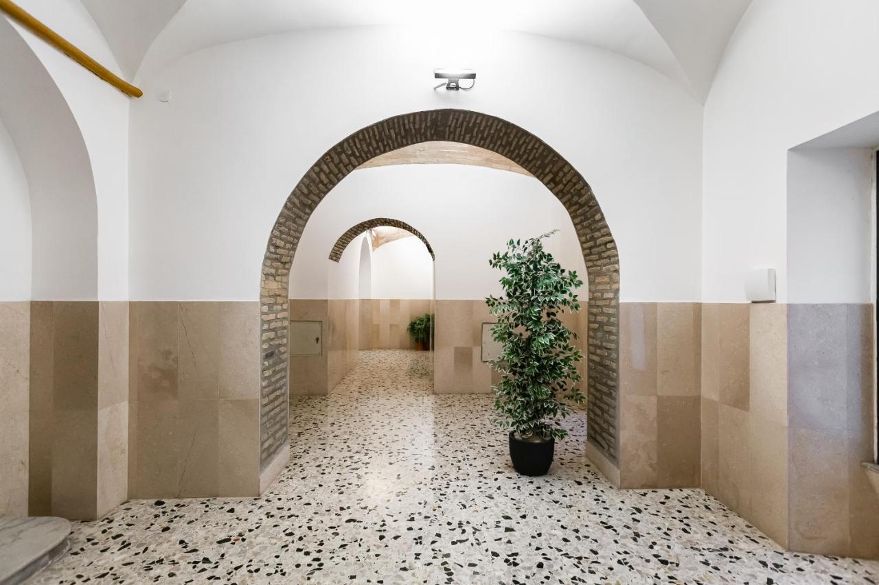 Vatican Santa Maura 49 로마 외부 사진